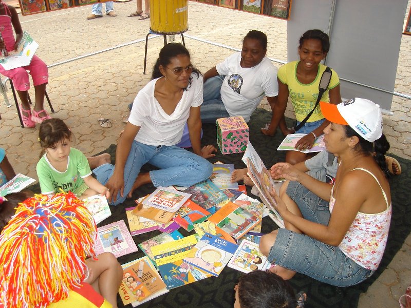 bornal livros 2.JPG